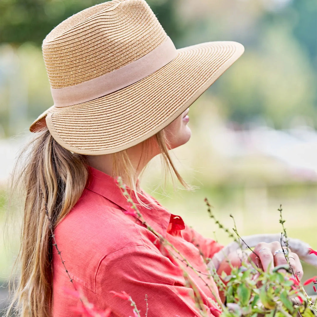 360FIVE Chapeau de tous les jours – Queue de cheval papillon Fedora Jardinage Chapeau de soleil à large bord pour femme