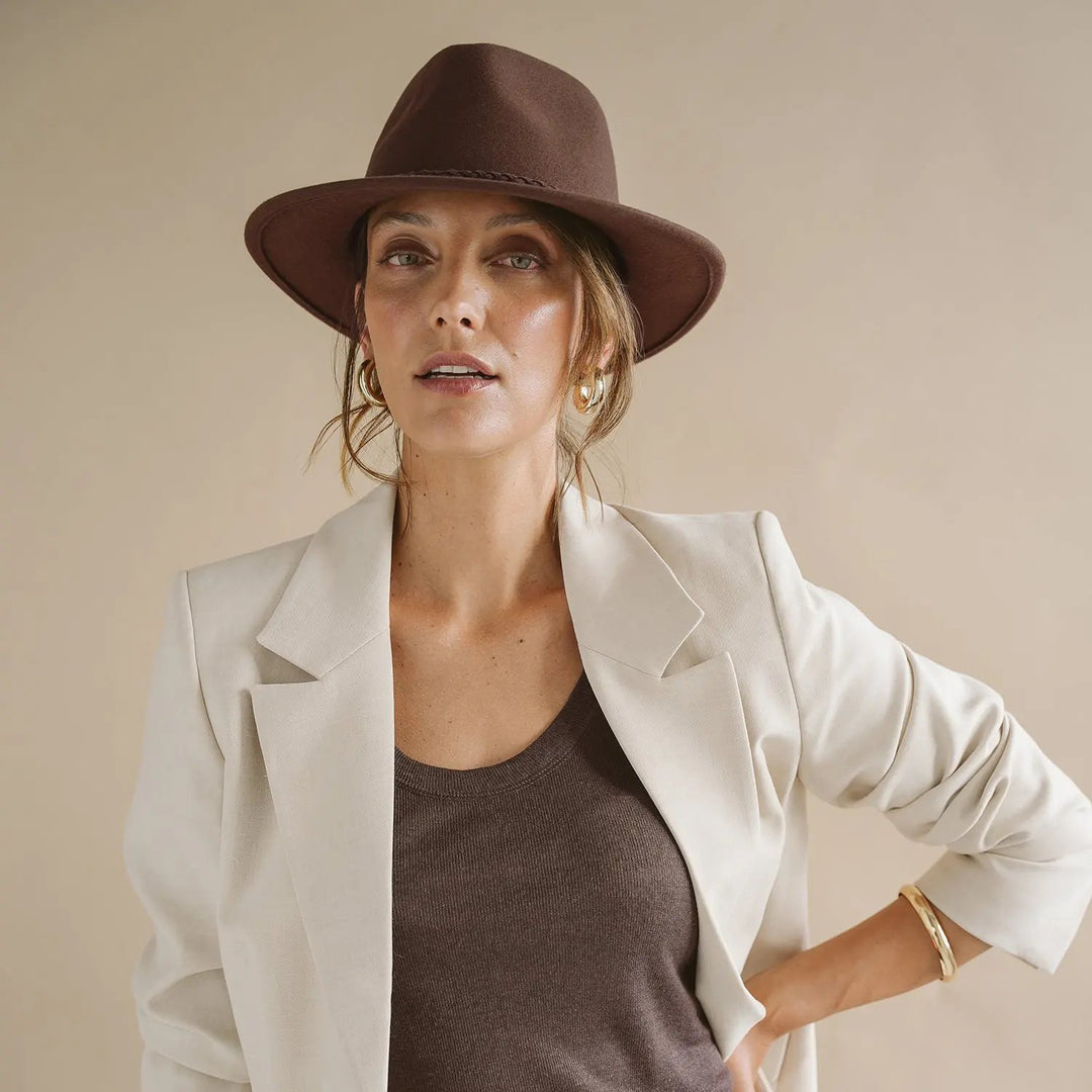 Cassia Fedora