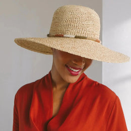 Chapeau de soleil Capeline en raphia Mia