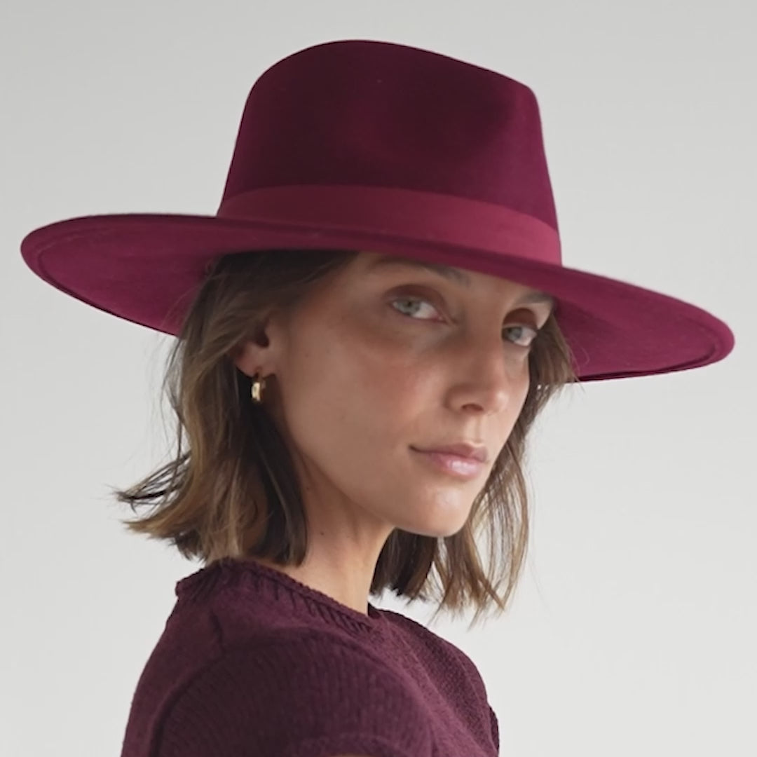 Chloe Fedora