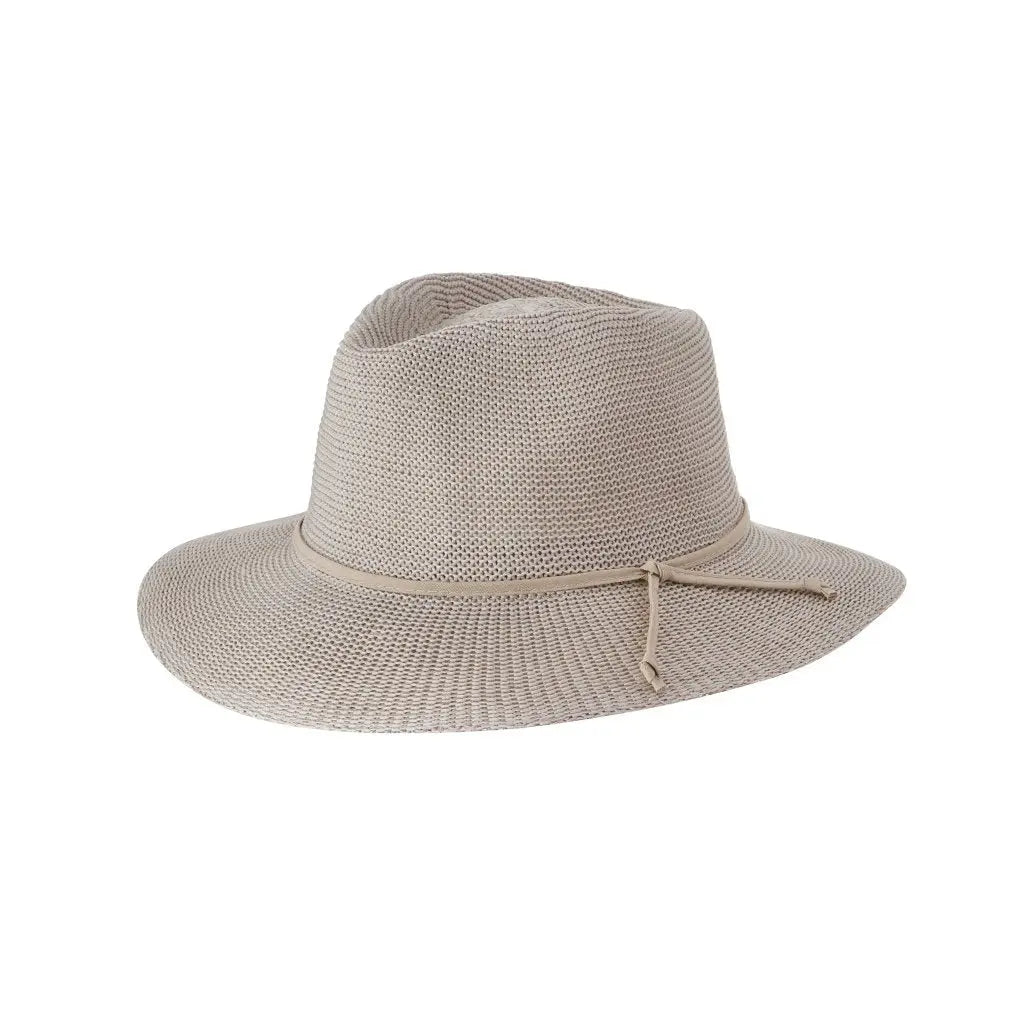 Gilly M-L : 58 Cm / Chapeau de Soleil Pierre