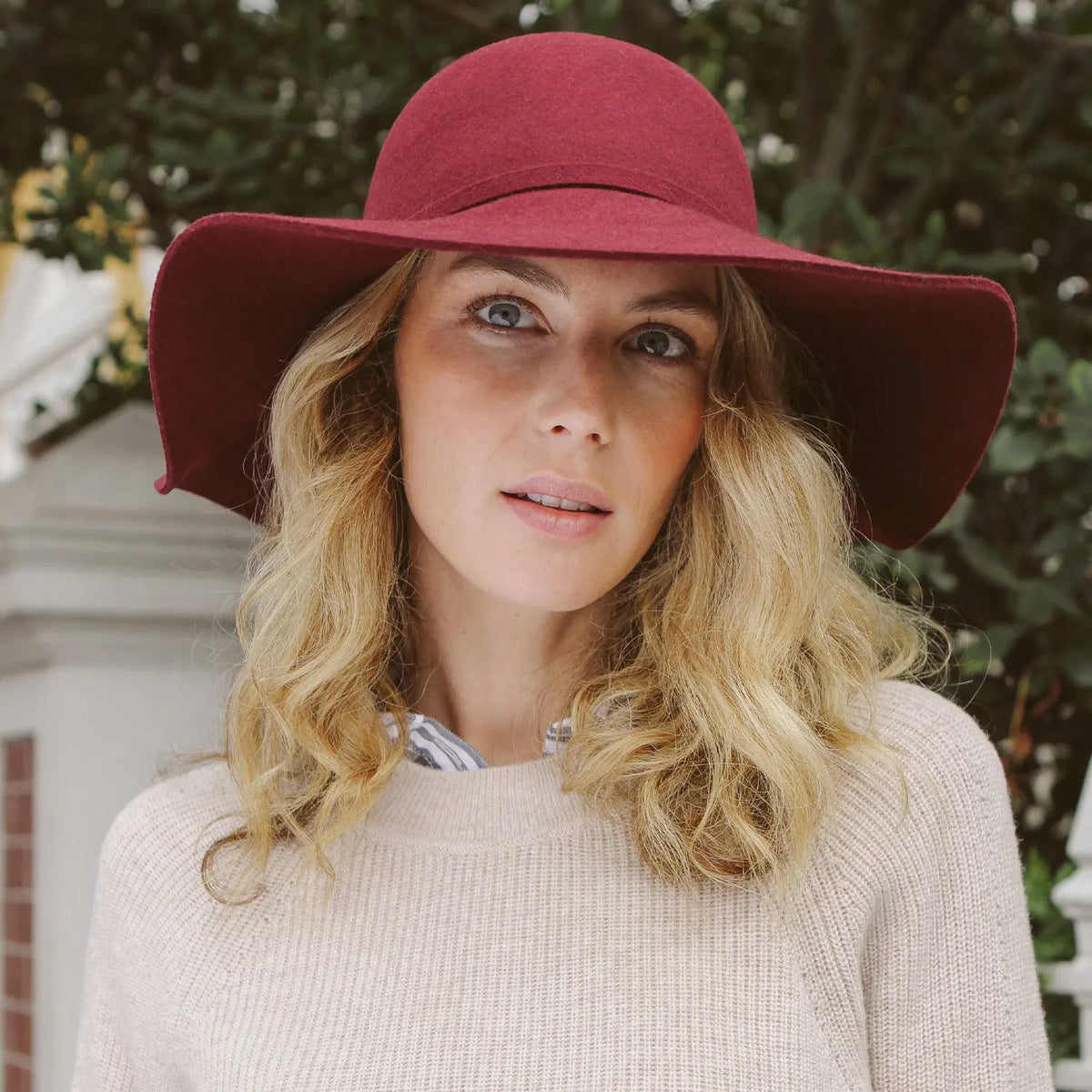 Zoé Capeline - SUNHATS EUROPE